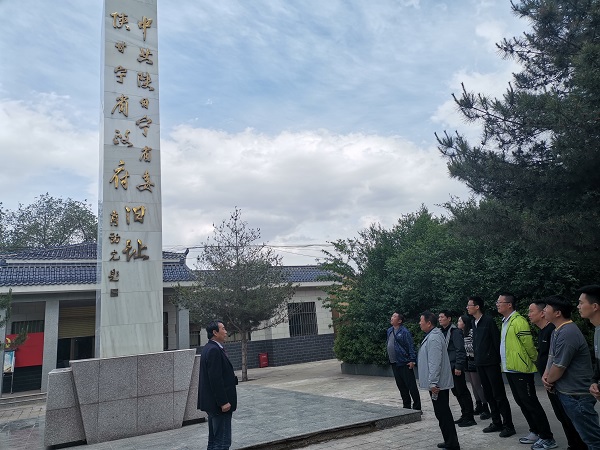 1621846361283877.jpeg 邹妍.jpg
